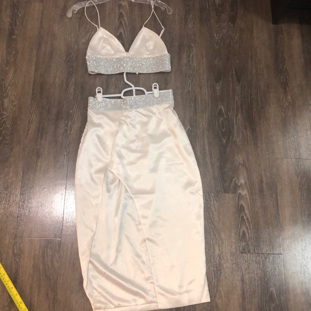 Meshki 2 piece outfit sz Small